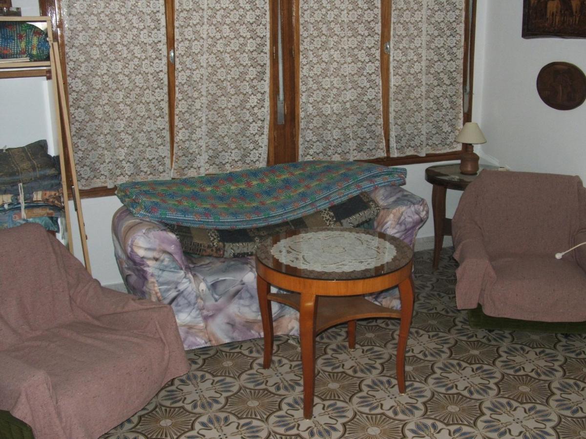 Hotel Agancs Vendégház Balatonszárszó Esterno foto